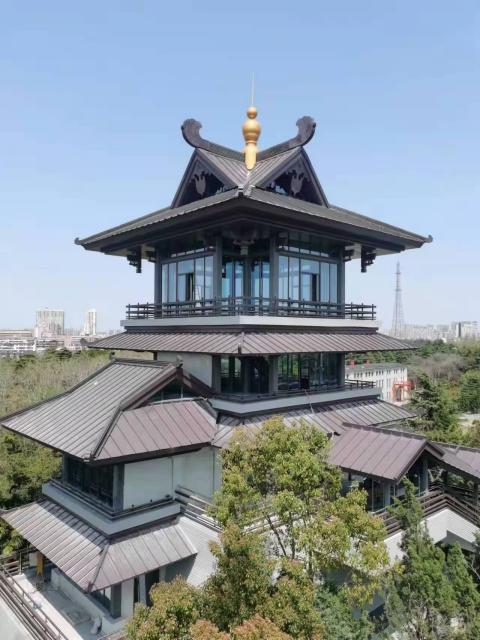 扬州公园凉亭(1).jpg